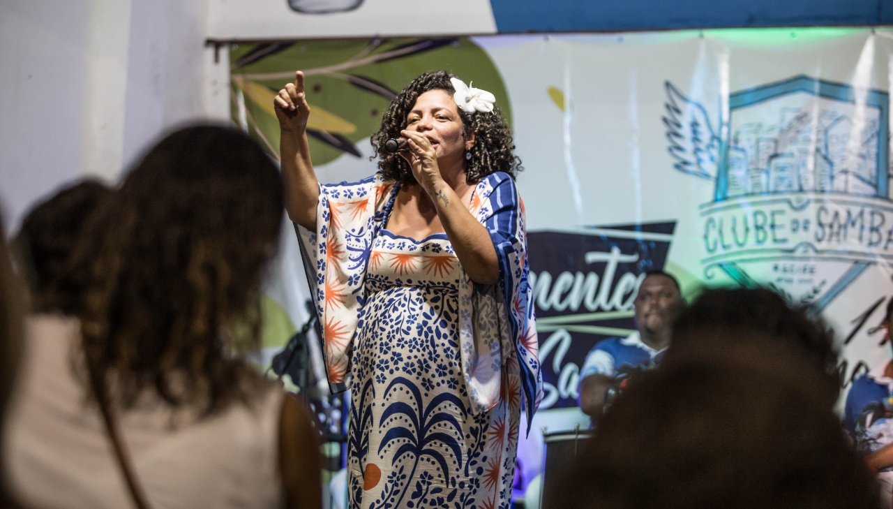 Dani Portela é deputada estadual pelo PSOL